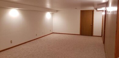 1747 Anne Ln, Morris, IL 60450 - photo 3