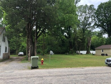 000 Ogden St, West Point, VA 23181 - photo 2