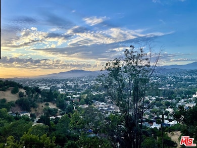 4275 Via Arbolada unit 203, Los Angeles, CA 90042 - photo 2