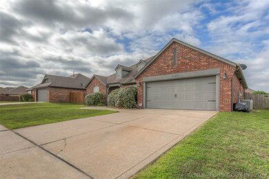 3325 E Fairmont St, Broken Arrow, OK 74014 - photo 3