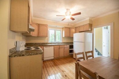 5 Ann St unit 2, Newport, RI 02840 - photo 4