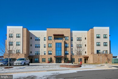 8960 Fascination Ct unit 311, Lorton, VA 22079 - photo 2