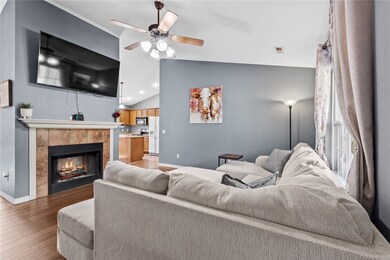 2 Marie Ln, Bella Vista, AR 72715 - photo 3