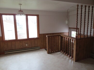 EATING AREA OF KITCHEN