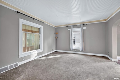 1525 W High St, Davenport, IA 52804 - photo 5