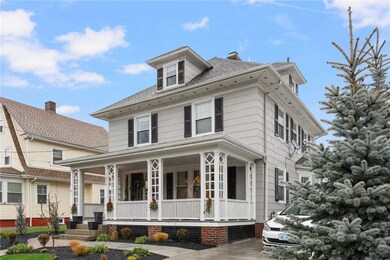 1090 Narragansett Blvd, Cranston, RI 02905 - photo 2