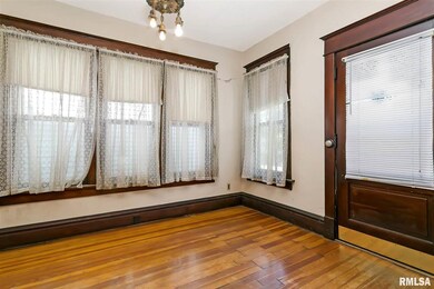 1451 W 7th St, Davenport, IA 52802 - photo 6