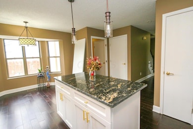 1310 Abbeyhill Dr, Worthington, OH 43085 - photo 7