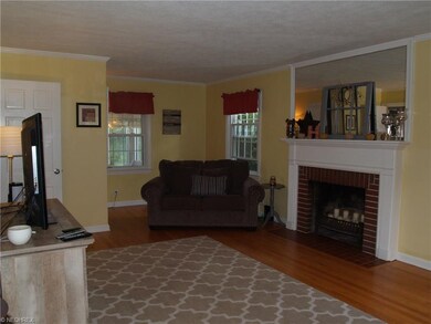 1522 Spangler Rd NE, Canton, OH 44714 - photo 2