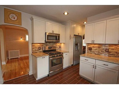 Kitchen. Gorgeous cabinets and quartz counter tops