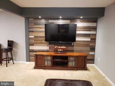 4205 Lehman Ct, Triangle, VA 22172 - photo 3