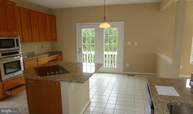 2802 Bixley Hill Ct, Woodbridge, VA 22191 - photo 7