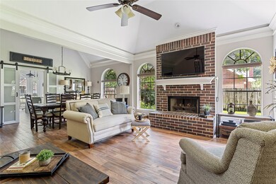 12115 Long Oak Ct, Houston, TX 77070 - photo 4