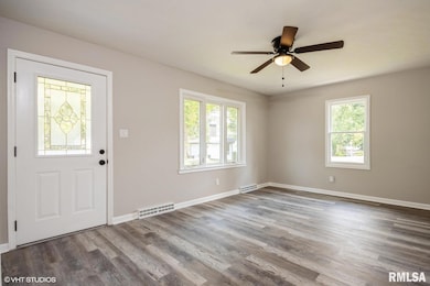 17 Lake Grove Club, Decatur, IL 62521 - photo 2