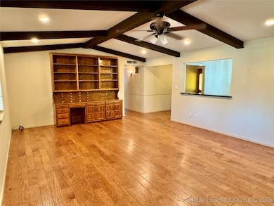 2416 Madison St, Hugo, OK 74743 - photo 6