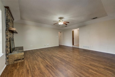 8229 Irish Dr, North Richland Hills, TX 76180 - photo 6