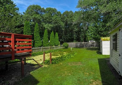 27 Swan Ave, South Weymouth, MA 02190 - photo 4