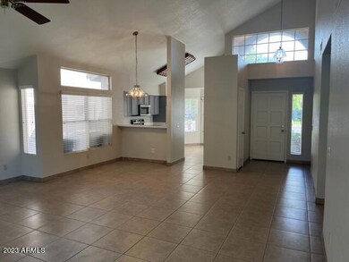 2318 E Millbrae Ct, Gilbert, AZ 85234 - photo 4