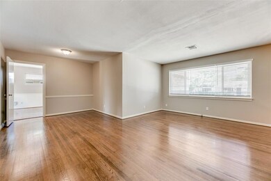 6908 Wake Forrest Dr, Dallas, TX 75214 - photo 3