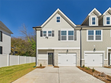 311 E King St unit 1, Kings Mountain, NC 28086 - photo 2