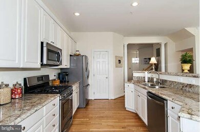 5920 Fox Glen Ct, Elkridge, MD 21075 - photo 3