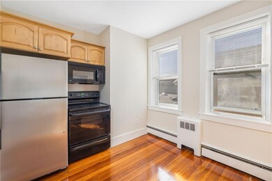 85 Marchant St unit 2, Newport, RI 02840 - photo 6