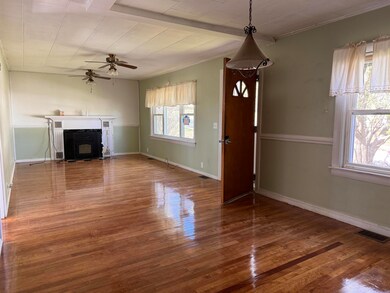 20 Leslie Ave, Claremont, NH 03743 - photo 3