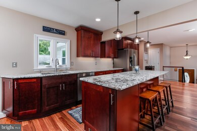 225 Sillery Bay Rd, Pasadena, MD 21122 - photo 3