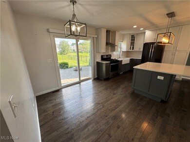 38273 Pebble Lake Trail, North Ridgeville, OH 44039 - photo 7