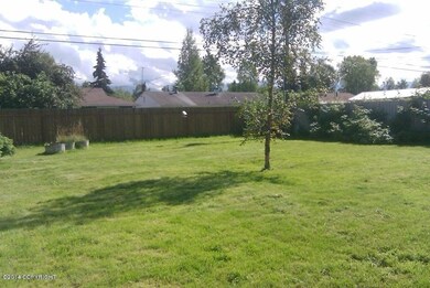 logan back yard