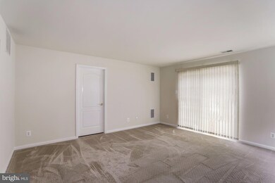 136 Evergreen Ct, Mount Royal, NJ 08061 - photo 6