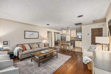 1718 Candlelight Ln, Houston, TX 77018 - photo 5