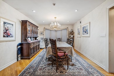 83-47 Abingdon Rd, Jamaica, NY 11415 - photo 5