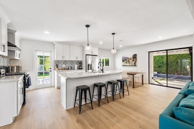 1433 E Caleta Way, Palm Springs, CA 92262 - photo 6