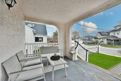 113 Stewart Ave, Hempstead, NY 11550 - photo 4