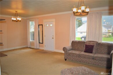 1043 Water St, Raymond, WA 98577 - photo 5