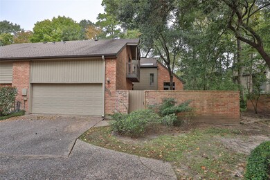 298 Sugarberry Cir unit 298, Houston, TX 77024 - photo 2