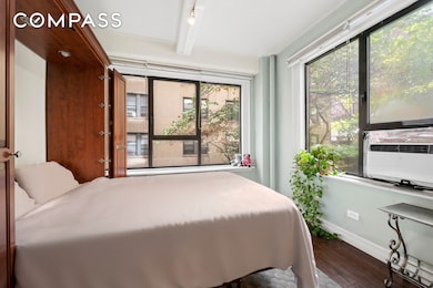 118 W 72nd St unit 204, New York, NY 10023 - photo 4