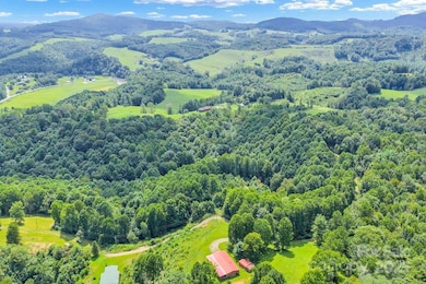 125 Martinez Rd, Crumpler, NC 28617 - photo 2