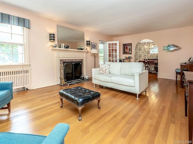 43 Amherst Rd, Port Washington, NY 11050 - photo 7