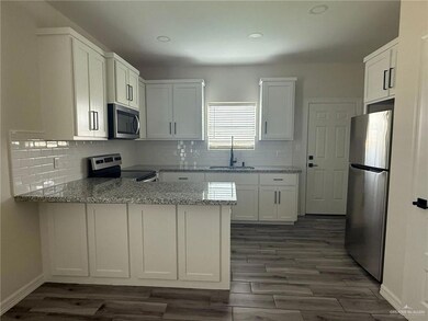 1324 N McColl Rd unit 3, Edinburg, TX 78541 - photo 6