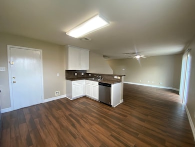 12807 Blue Timbers Ct, Houston, TX 77044 - photo 5