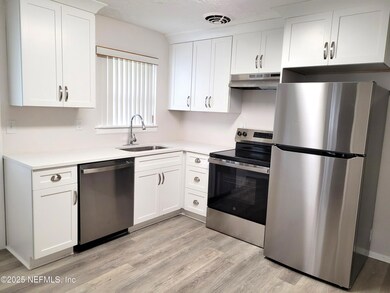 2034 Sprinkle Dr, Jacksonville, FL 32211 - photo 7