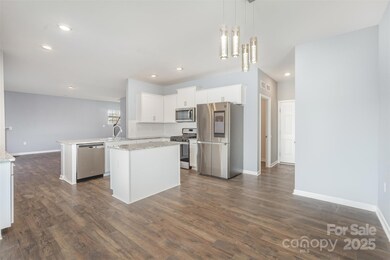 6020 Fort Bend Dr, Charlotte, NC 28214 - photo 7