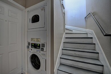 1526 California St unit 2, Houston, TX 77006 - photo 6