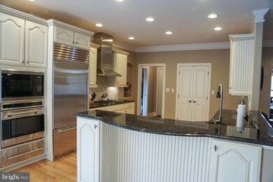 1709 Castlegreen Dr, Greencastle, PA 17225 - photo 5