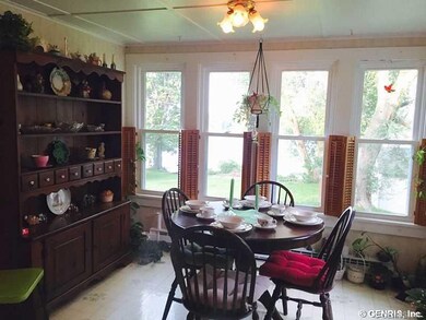 Breakfast Room.