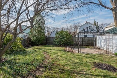 31 Pelican Rd, Quincy, MA 02169 - photo 2