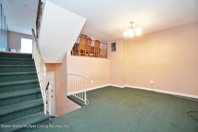 159 Lorraine Loop, Staten Island, NY 10309 - photo 4