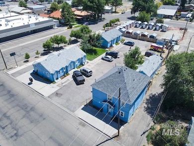 124 NW 4th Ave, Ontario, OR 97914 - photo 5